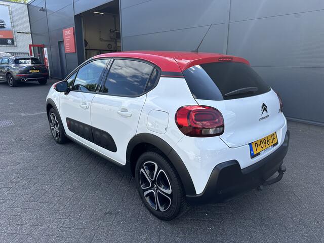 Citroen C3 82PK SHINE (Trekhaak - Parkeersensoren Achter - Camera - Automatische Airco - Apple Carplay - Stoelverwarming))