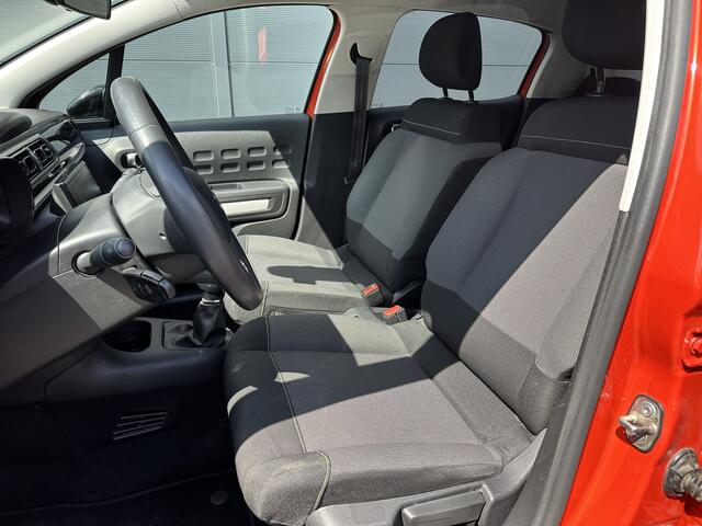 Citroen C3 82PK Feel Edition (Trekhaak - Parkeersensoren Achter - Automatische Airco - Navigatie - Apple Carplay)