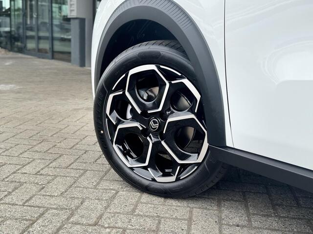 Citroen C3 Max 1.2 Turbo 100pk | NIEUW | SNEL RIJDEN! | CLIMA | NAVI | APPLE CARPLAY / ANDROID AUTO | CAMERA | TWO-TONE