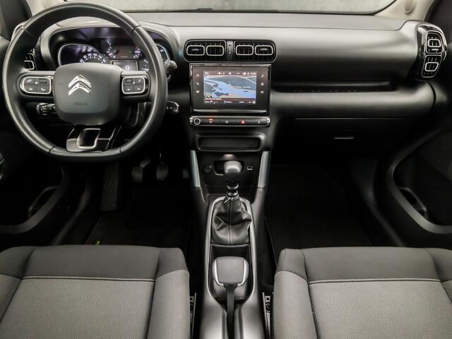 Citroen C3 Aircross 1.2 PureTech S&S Shine (PANORAMADAK, APPLE CARPLAY, GROOT NAVI, GETINT GLAS, SPORTSTOELEN, PARKEERSENSOREN, CRUISE, LM VELGEN, NIEUWE APK, NIEUWSTAAT)