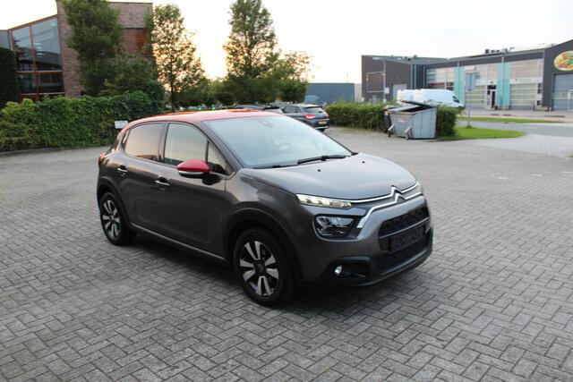 Citroen C3 1.2 PureTech Shine Navi-Camera-Led Verlichting. 12 Maanden Bovag Garantie