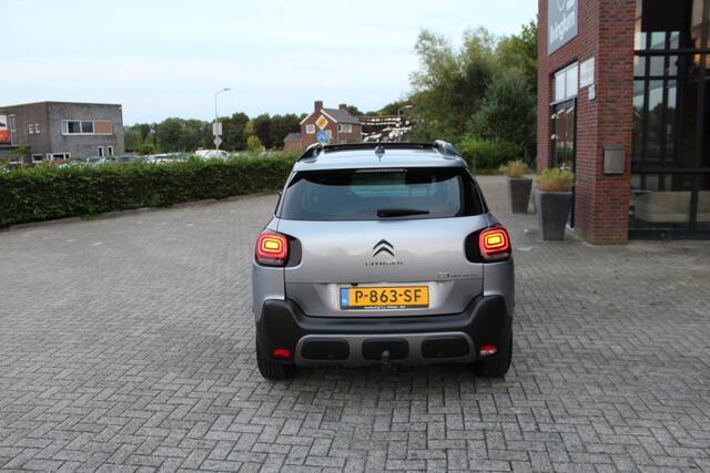 Citroen C3 Aircross 1.2 PureTech S&S Shine Navi-Camera-Dodehoek Detectie-Stoelverwarming- Schuifdak-Trekhaak-Winterbanden