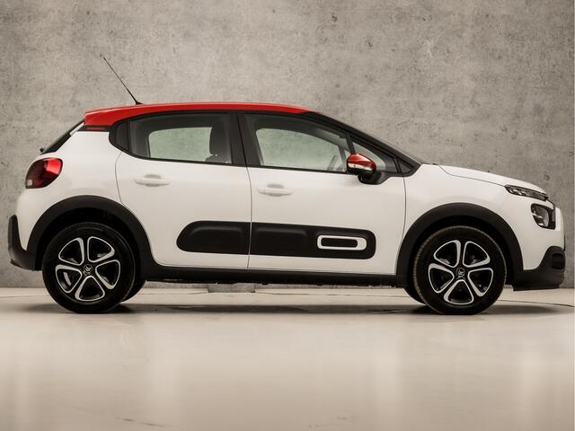 Citroen C3 1.2 PureTech Sport Automaat (APPLE CARPLAY, GROOT NAVI, CRUISE, PARKEERSENSOREN, SPORTSTOELEN, LANE ASSIST, LED KOPLAMPEN, NIEUWSTAAT)