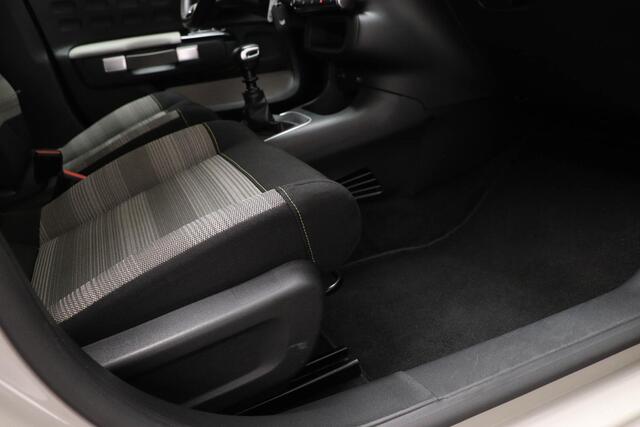 Citroen C3 1.2 PureTech S&S Shine | NAVIGATIE PACK | CLIMA | APPLE | CAMERA | TREKHAAK | 17" |