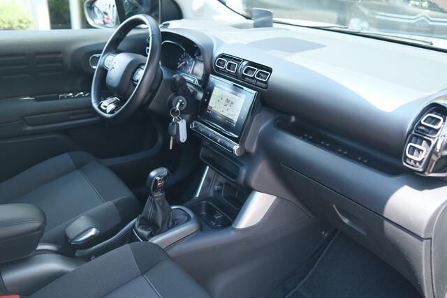 Citroen C3 Aircross PT 110 Shine Trekhaak | All Season | Head-up