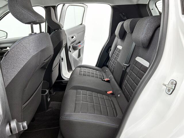 Citroen C3 Turbo 100pk Plus | Rijklaar | Apple Carplay | 17" Wielen | Dakrails Glossy Black |