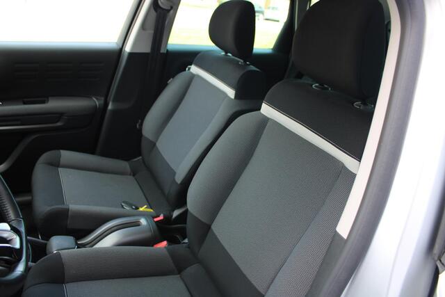 Citroen C3 Aircross 1.2 PureTech S&S Shine TREKHAAK - 30.933KM!