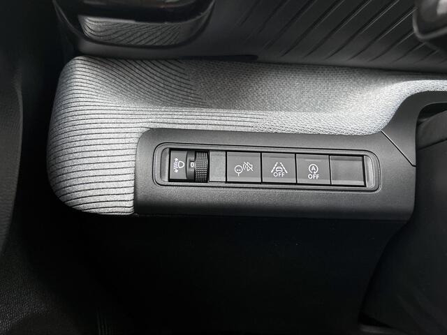 Citroen C3 Turbo 100pk Max | Achteruitrijcamera | Comfort Seats | 17" LMV |