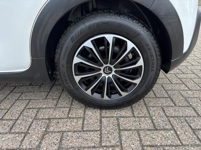 Citroen C3 1.2 PureTech C-Series [ apple cp,ecc,audio,cruise,pdc ]