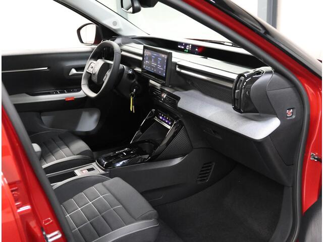 Citroen C3 Ë-C3 Max 113pk 44 kWh | Incl. ¤2.500,- Korting! | Camera | ClimateControl | Navigatie | CruiseControl | AppleCarPlay/AndroidAuto | Comfortstoelen |