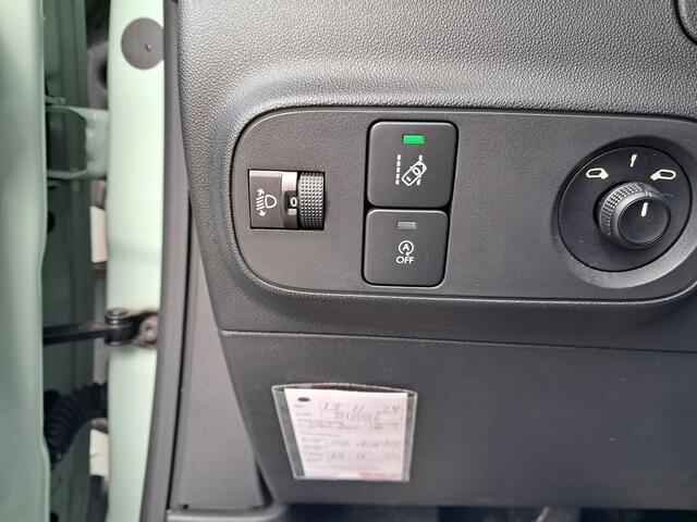 Citroen C3 1.2 PureTech S&S Feel | Airco | Ndl auto | Weinig km | Leuke kleur | RIJKLAARPRIJS INCL 12 MAANDEN GARANTIE EN BEURT