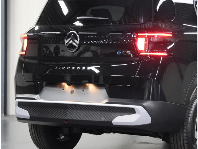 Citroen C3 Ë-C3 Aircross Max 113pk Comfort Range 44 kWh | Navigatie | ClimateControl | Camera | AppleCarPlay/AndroidAuto | CruiseControl | Comfortstoelen |