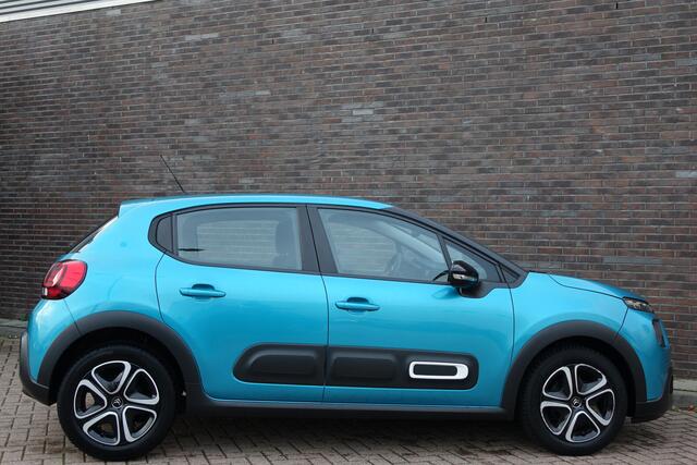 Citroen C3 1.2 PureTech Feel, navigatiesysteem, bluetooth, prachtige auto! Graag de tekst ook lezen....