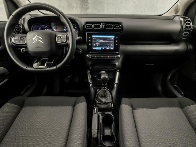 Citroen C3 Aircross 1.2 PureTech Max Sport (APPLE CARPLAY, GROOT NAVI, CRUISE, GETINT GLAS, SPORTSTOELEN, LM VELGEN, PARKEERSENSOREN, NIEUWSTAAT)