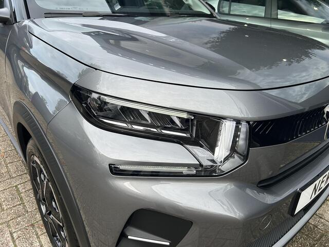 Citroen C3 1.2 Turbo 100pk Max | ¤ 2.000 VOORRAAD VOORDEEL | Nieuwe Auto | Navigatie | Parkeer Camera + Sensoren achterzijde | Lichtmetalen Velgen | Hoge zitpositie | LED Verlichting | Climate control | Cruise control | DAB+ Radio |