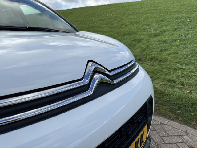 Citroen C3 Aircross 1.2 PureTech S&S Shine Half Leder | Stoelverwarming | Schuif- / Panodak | Grip Control
