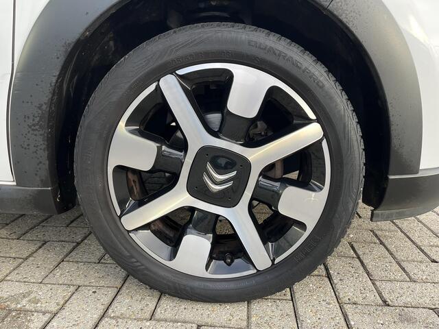 Citroen C3 1.2 PureTech Shine Navigatie | Camera | Volledig Dealeronderhouden | All season banden