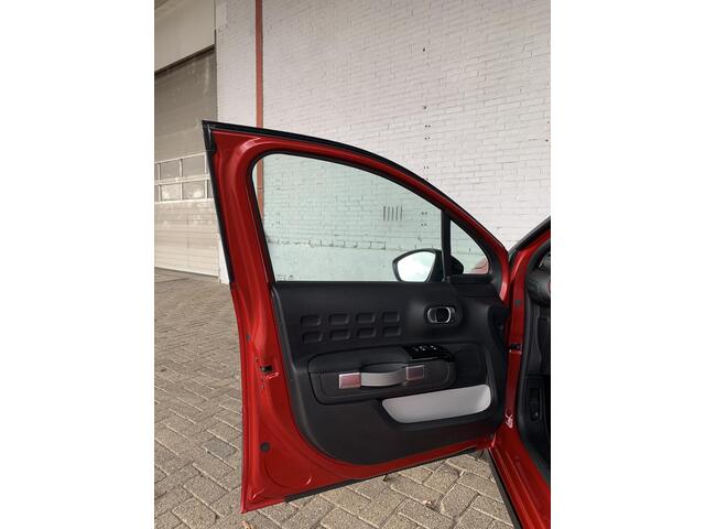 Citroen C3 1.2 PureTech Shine |Carplay!|Camera!|Navi!|