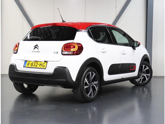 Citroen C3 1.2 110PK Shine | AUTOMAAT | AppleCarplay/AndroidAuto | Camera | Cruise Control | Privacy Glass | Navigatie | 17"LMV | Isofix | Two-Tone | Parkeersensoren |