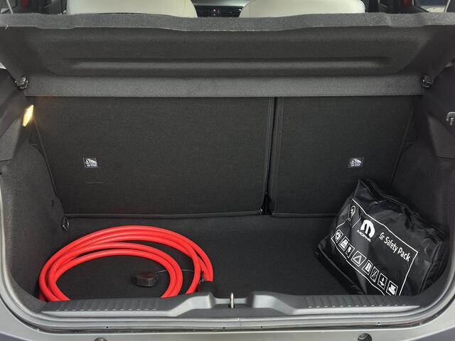 Citroen C3 Ë-C3 Max 113pk 44 kWh | Comfort Stoelen | Apple Carplay/Android Auto | Parkeercamera/-sensoren | Full LED | DAB | Cruise Control | Climate Control | Draadloze telefoonlader |