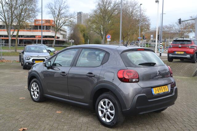 Citroen C3 1.2 PT Feel I 110PK I 6 BAK I NAVIGATIE I PARKEERSENSOREN ACHTER I CENTRALE DEURVERGRENDELING I METALLIC LAK I PARKEERSENSOREN ACHTER I