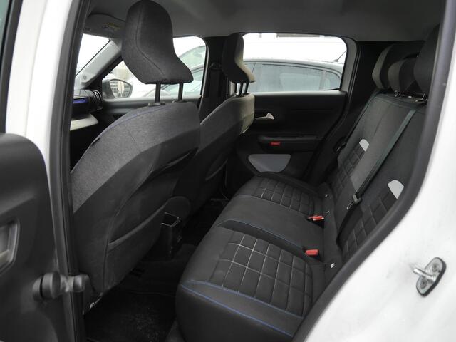 Citroen C3 1.2 Turbo 100pk Plus | Cruise control | Airco | Parkeersensoren achter | Regensensor | Elektrische ramen voor | Led koplampen | Apple carplay/Android auto