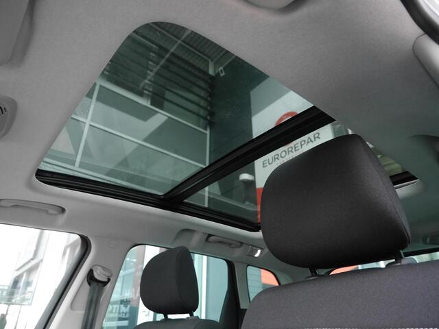 Citroen C3 Aircross 1.2 PureTech Shine Pack | Panoramadak | | Camera | Climate control | Navigatie | 17 inch lichtmetalen velgen | Keyless entry en start