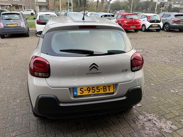Citroen C3 1.2 PureTech C-Series / Airco clima/ Navigatie/ Cruise/ Apple carplay/ LED