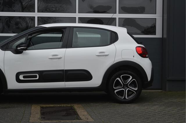 Citroen C3 1.2 PureTech Feel | Cruise/Navi/Carplay/PDC | Met Bovag garantie!