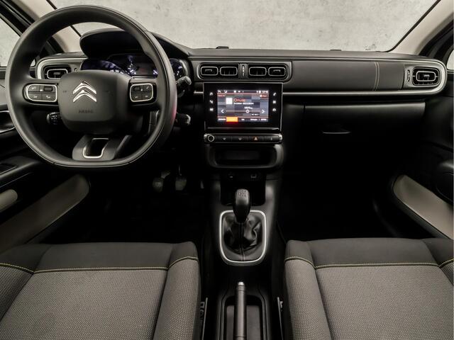Citroen C3 1.2 PureTech Sport (APPLE CARPLAY, NAVIGATIE, GETINT GLAS, PARKEERSENSOREN, LED KOPLAMPEN, SPORTSTOELEN, CRUISE, LM VELGEN, NIEUWSTAAT)