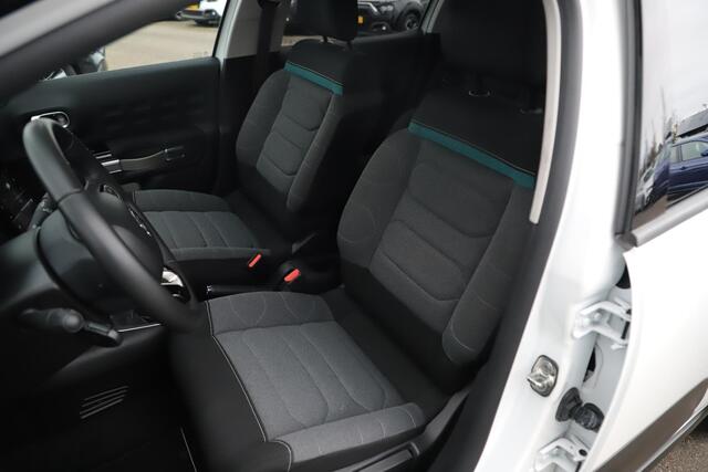 Citroen C3 1.2 PureTech Shine Navigatie Achteruitrijcamera 17 inch LMV Carplay Android Climate Cruise Control Rijstrooksensor Parkeersensor