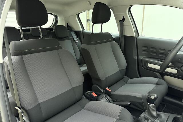 Citroen C3 1.2 PureTech Feel | Navigatie | Climate control | Cruise control | Parkeersensoren | DAB Radio | Bluetooth