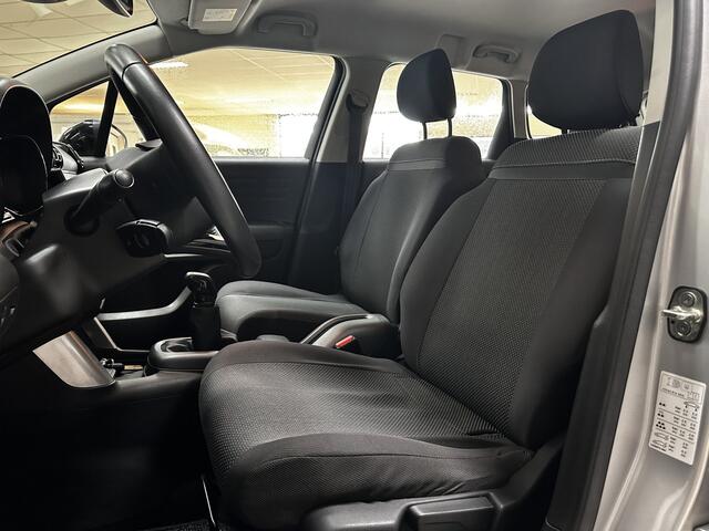 Citroen C3 Aircross 1.2 PureTech Feel /Trekhaak! /Apple + Android /DAB+! /Navi /Climat /Cruise /Elek. pakket /Bluetooth /Regensensor /Multi. Leder Stuur /LED Dagrijverl. /PDC /Dakrails.