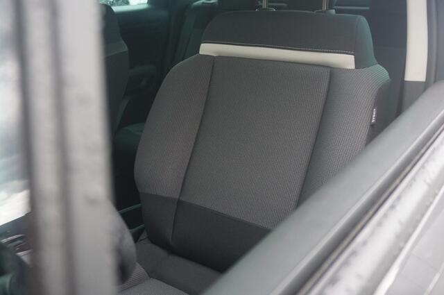 Citroen C3 130PK Shine AUTOMAAT CARPLAY | NAVI | PARK.SENS | CRUISE | CLIMA