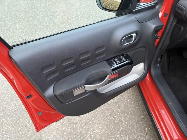 Citroen C3 1.2 PureTech S&S Shine / AUTOMAAT / NAVI / PANORAMADAK / INCL BTW