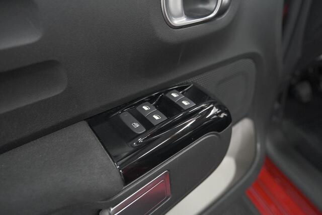 Citroen C3 PureTech 82 Shine | Camera | Navigatie | Apple Carplay | Parkeersensoren