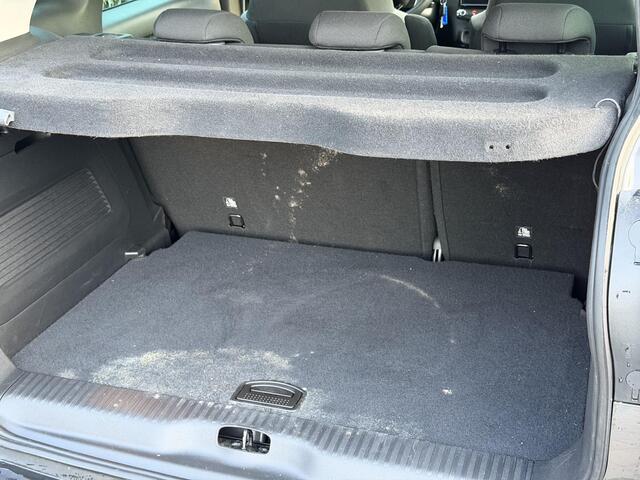 Citroen C3 Aircross Shine 1.2 PureTech 130PK EAT6 Automaat Navigatie, Stoelverwarming, Parkeersensoren, Apple Carplay, Android Auto