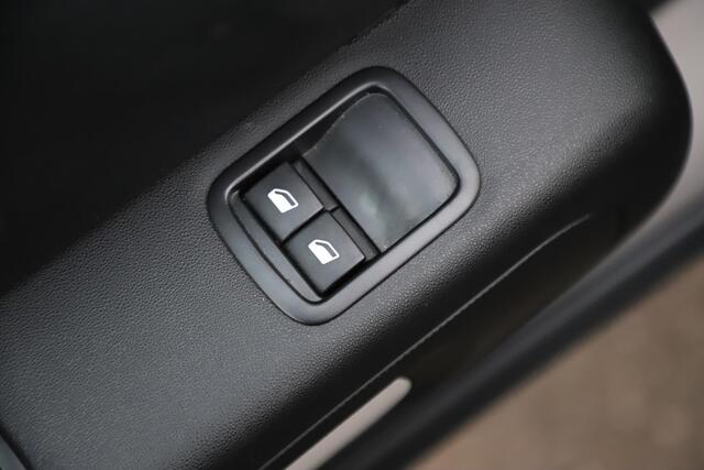 Citroen C3 1.2 PureTech Feel Navigatie Carplay Android Climate Cruise Control Rijstrooksensor Parkeersensor All-season banden!