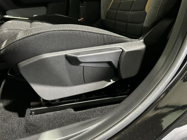 Citroen C3 Ë-C3 Aircross Plus 113pk Comfort Range 44 kWh 11 kw lader | Apple Carplay | Parkeercamera