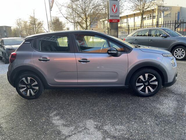 Citroen C3 1.2 PureTech Shine // DODEHOEK // CAMERA+SENSOREN // CRUISE // CLIMA // NAVI+CARPLAY // AFN. TREKHAAK //