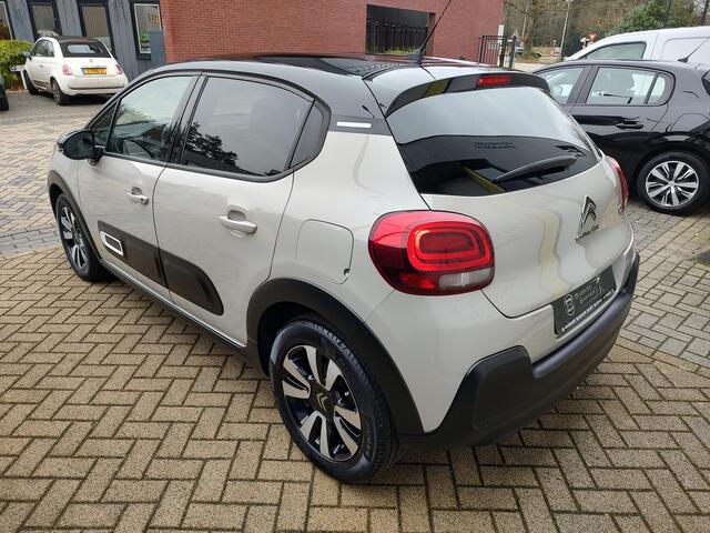 Citroen C3 1.2 PureTech Shine Navi-Carplay Stoelverwarming Led Bi-Tone Nieuwe Distributieriem