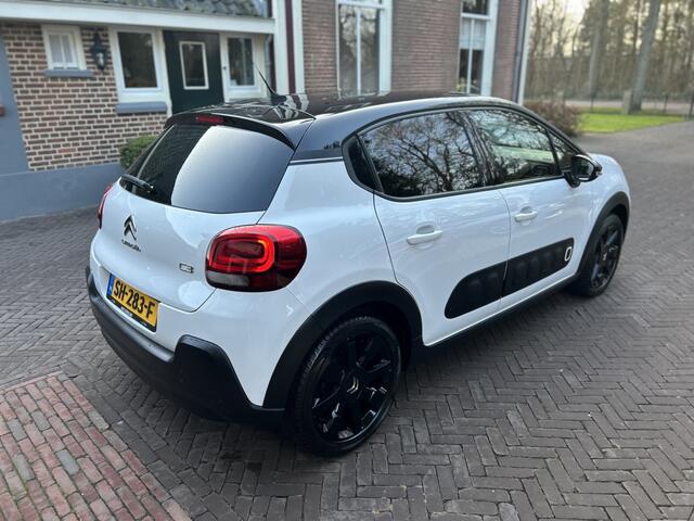 Citroen C3 1.2 Shine Navi, Camera, Carplay, 17" LMV, Trekhaak afn.