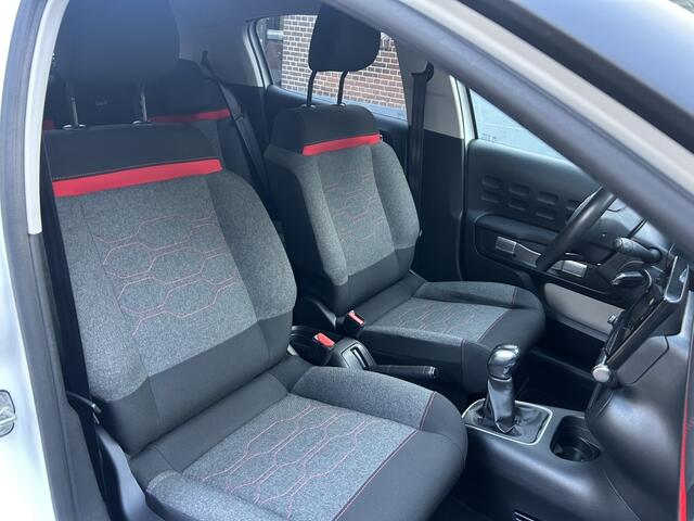 Citroen C3 1.2 Shine Navi, Camera, Carplay, 17" LMV, Trekhaak afn.