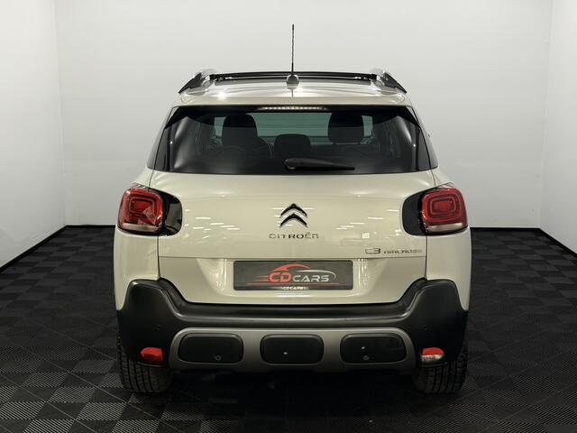 Citroen C3 Aircross 1.2 PureTech S&S Shine Panoramadak, Navi, Parkeersensoren, Cruise control, Lichtmetalen velgen, Radio