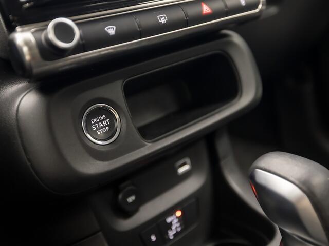 Citroen C3 1.2 PureTech Shine Automaat (APPLE CARPLAY, GROOT NAVI, CAMERA, KEYLESS, LEDER, SPORTSTOELEN, GETINT GLAS, CRUISE, NIEUWE APK, NIEUWSTAAT)