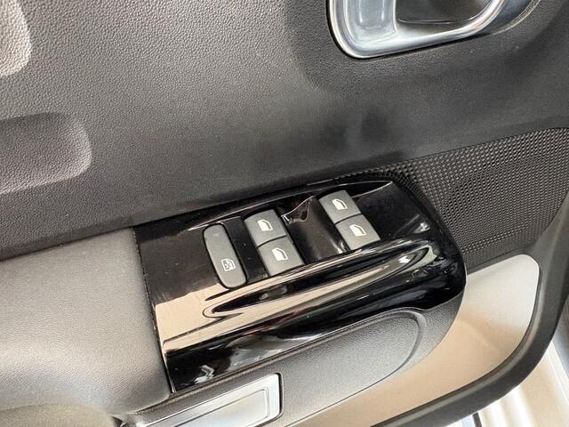 Citroen C3 1.2 Airco ECC Multimedia Navigatie APP PDC Cruise