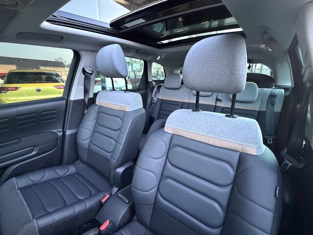 Citroen C3 Aircross 1.2 SHINE 130PK | Automaat | Pano | 1/2 Leer | 17" | Carplay | Interesse in een bezichtiging of proefrit, bel of app met 06-24282842 / 06-42130156