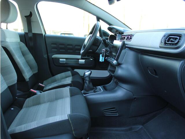 Citroen C3 1.2 PureTech Shine | Navi / Camera / Climate