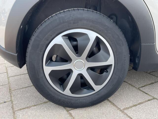 Citroen C3 1.2 PureTech Feel /Clima/Airco/Pano/2017/