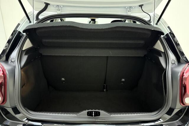 Citroen C3 1.2 PureTech Saint James 110 PK | Navigatie | Climate control | Parkeersensoren | DAB Radio | Lichtmetalen velgen